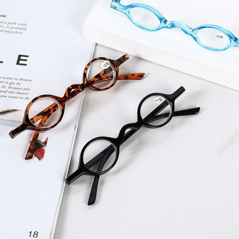 New Retro Personality Mini Small Round Frame Reading Glasses for Men and Women Fashion Spring Foot Reading Glasses 1.0 1.5 2.0