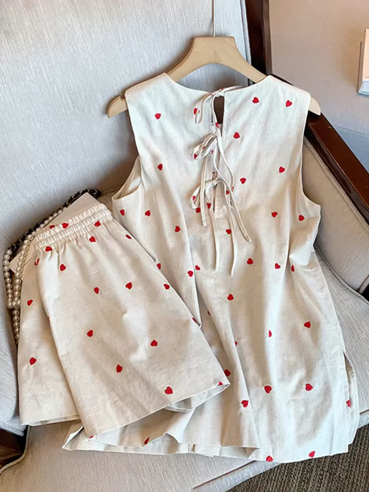 Retro Sweetheart Embroidered Heart Two-Piece Set for Women Summer Loose Sleeveless Tops High-Waist Ruffled Vacation Outfit
