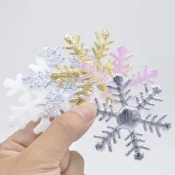 30Pcs 2.5 pollici patch fiocco di neve Glitter grandi fiocchi di neve Appliqued patch per decorazioni natalizie adesivi per feste fai da te accessori