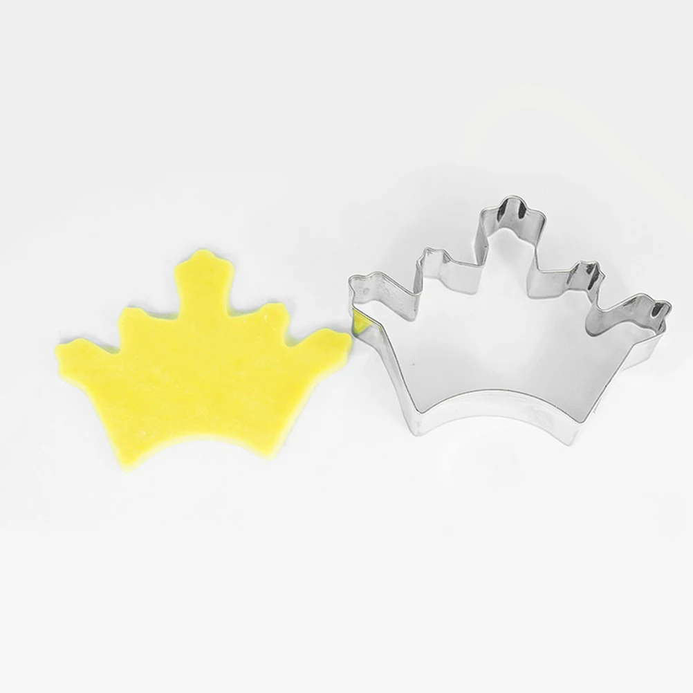

4 Pcs Biscuit Mold Cookie Cutter Molds Crown Shape Stencils Fruit Stainless Steel