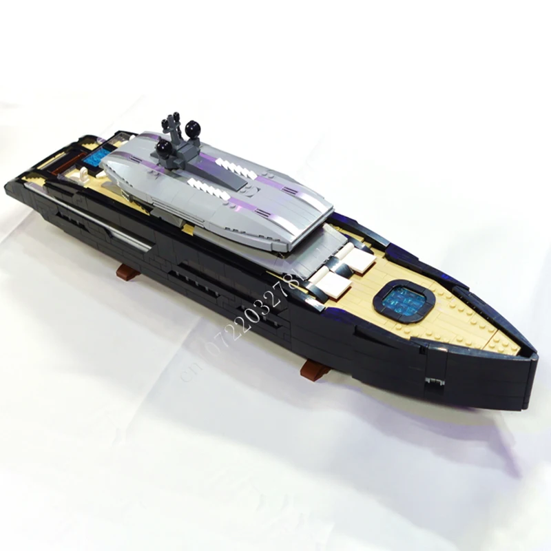 

2977PCS MOC Midi-Scale Yacht Ship Building Blocks Set Terrible Boat Bricks Toys Children Halloween Birthday Gifts for Kids Ages