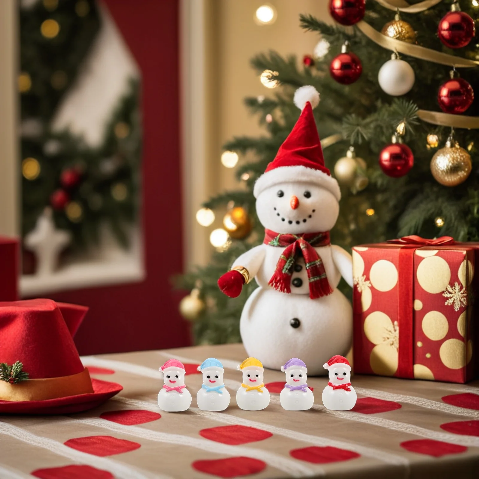 

30Pcs Resin Mini Snowman Figurines Xmas Micro Landscape Christmas Decor for DIY Fairy Globes Table Scatter