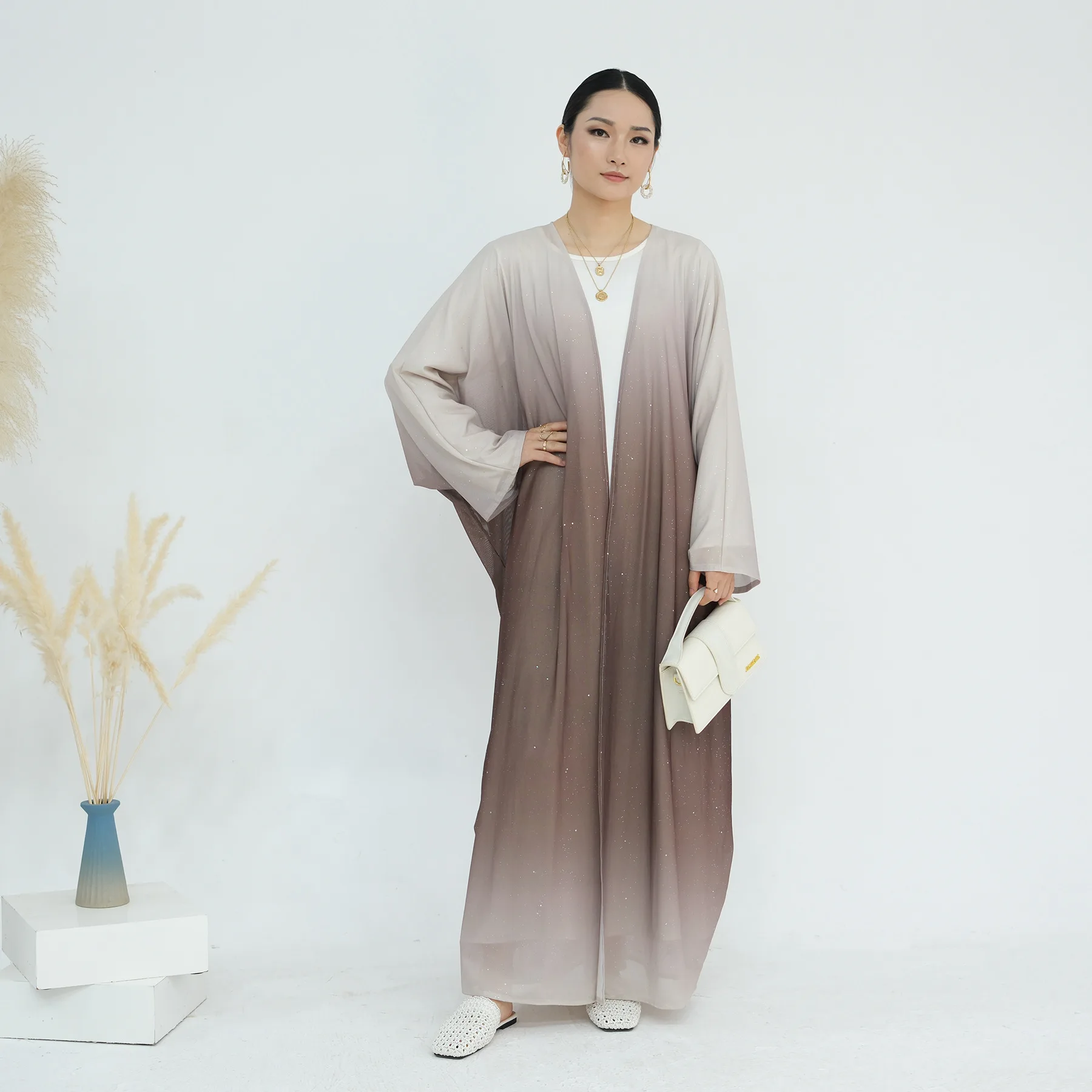 2-Piece Abaya Set: Gradual Color Sparkle Chiffon, V-Neck Open Front + Matching Hijab – Elegant & Modest