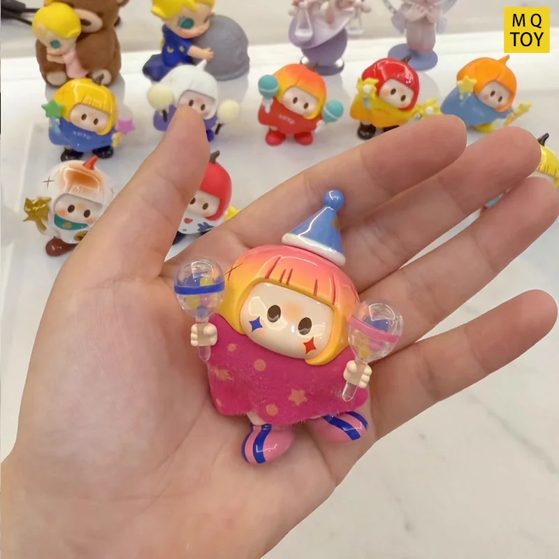 

YOYO Jiang Cute Tilted Head Series Iconbox Figure Blind Box Decoration A Lovely Toy Gift For Kids Trendy Toys