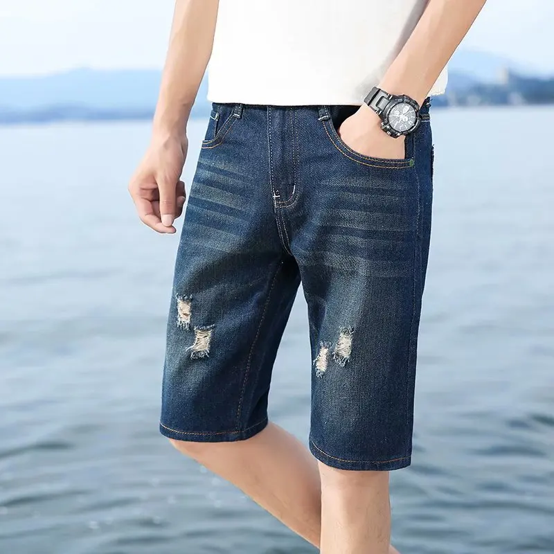 New Summer Men\'s Personalized Washable Perforated Denim Short Pants Male Casual Straight Short Jeans