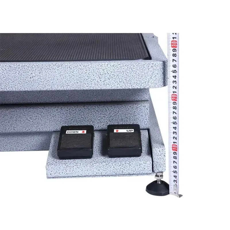 

Electric Dog Grooming Table FT-804E/804LE Height Adjustable Pet Table for Comfortable Grooming Process