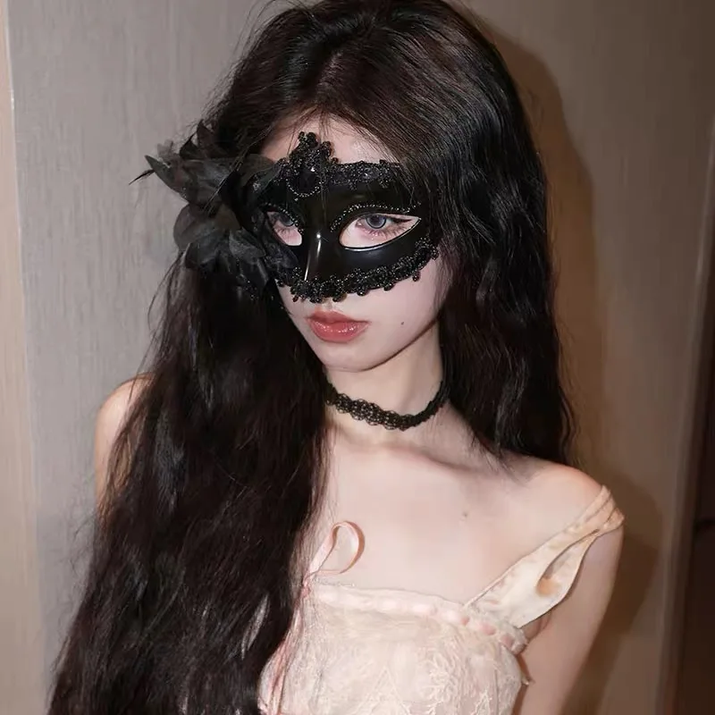 عطلة ماكياج الكرة كوس الأميرة قناع الإناث الكبار حزب نصف قناع الوجه الأبيض ريشة نصف الوجه قناع عين كوس الدعامة #4