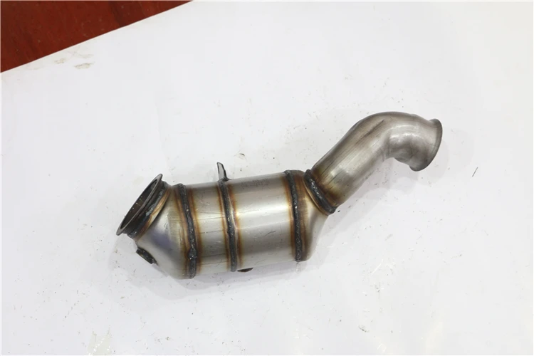 Factory Automobile Three-Way Teel Pipe Professional Combustion Engine Three Way Catalytic Converter