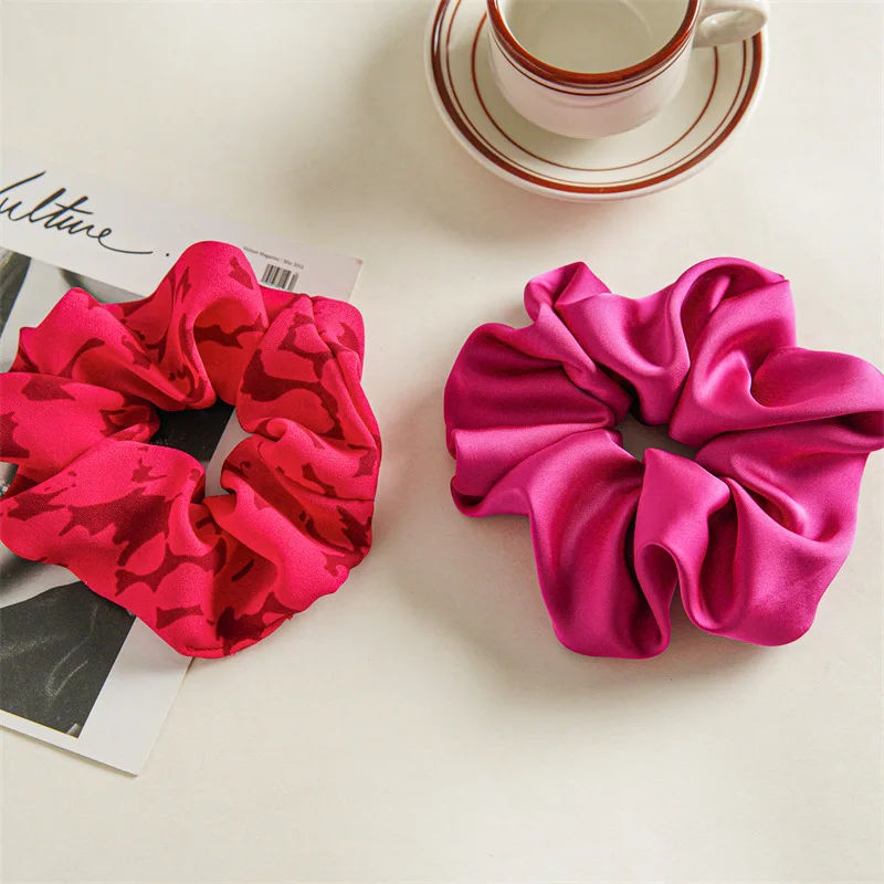 Retro simple rose red satin scrunchie female summer senior sense coreano large meatball hair rope copricapo per capelli