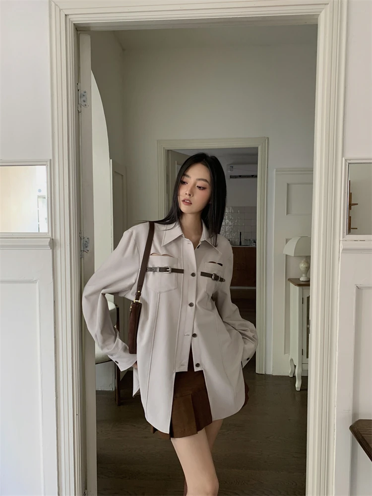 CHEERART Designer Tops Long Sleeve Shirt 2024 Women Trending Fashion Button Up Baggy Collared Shirt Blouse