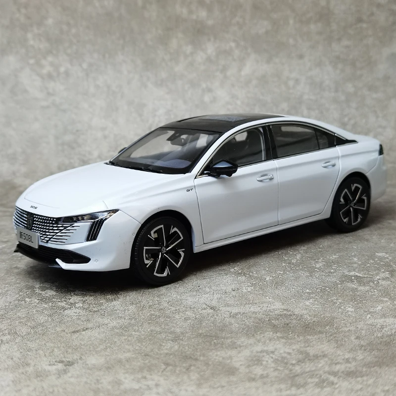 1:18 scale Peugeot 508L PEUGEOT new 508L Model 2023 Car model metal Car model static decoration Personal collection of holiday