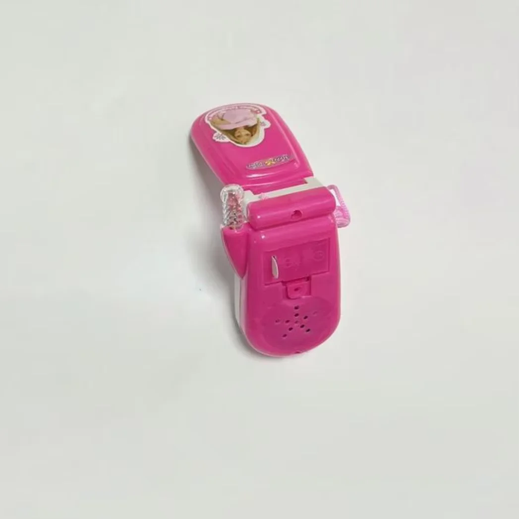 Elektronische speelgoedmobiele telefoon voor meisjes is schattig, geluid en licht, klassieke flip cover, verzamel- en nostalgisch vakantiecadeau