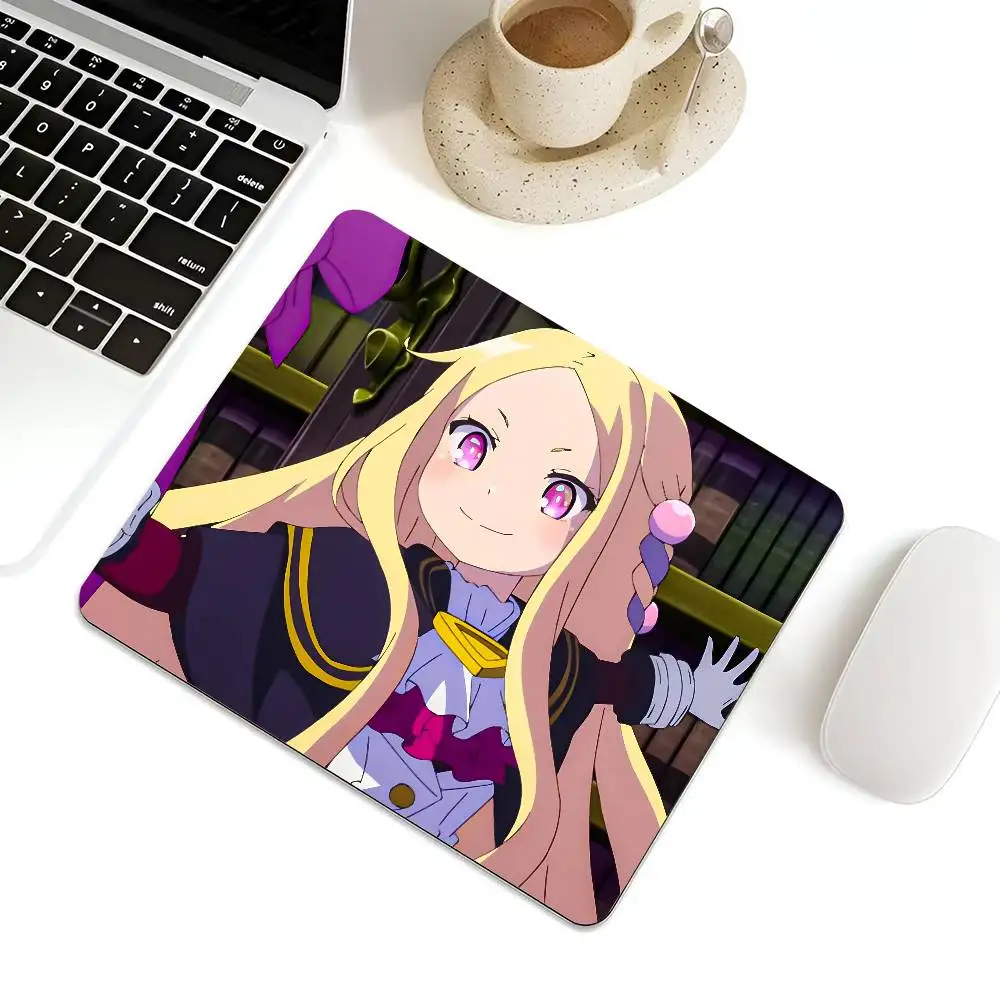 Loux Krystas The Dawn Of The Witch Mousepad Small LockEdge Mouse Pad For Gamers Computer Desk Pad Rectangular Anti-slip Rubber