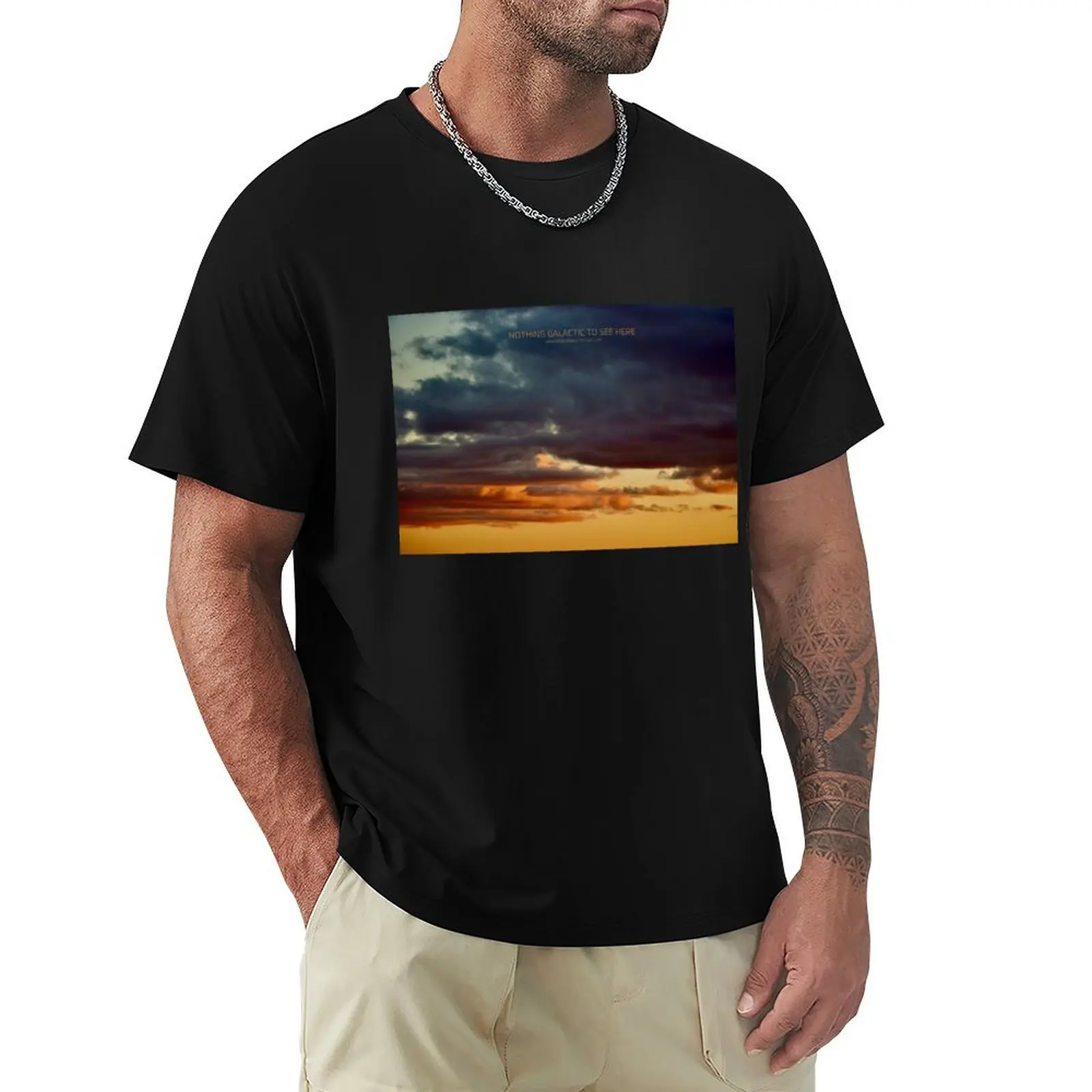 

NOTHING GALACTIC TO SEE HERE T-Shirt Trendy Casual Short Sleeve Shirt