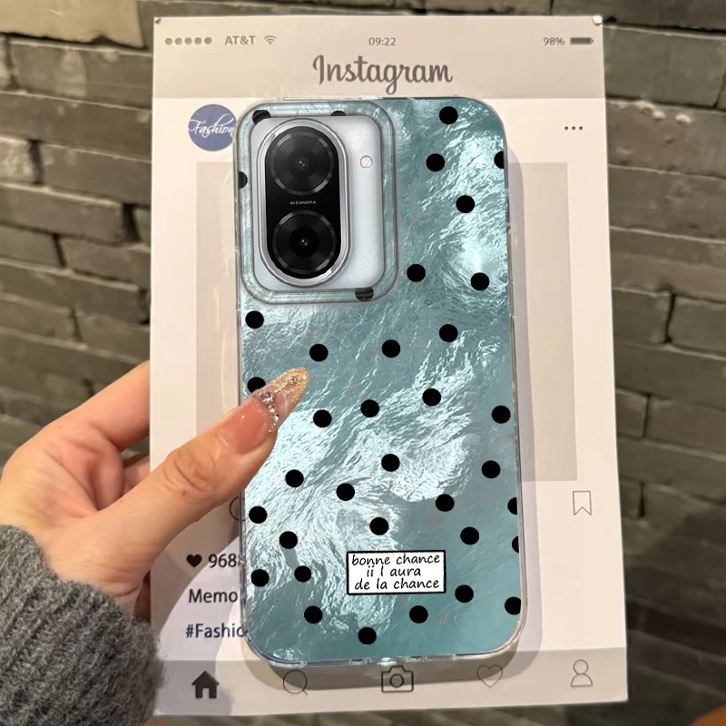 Cute Small Polka Do…