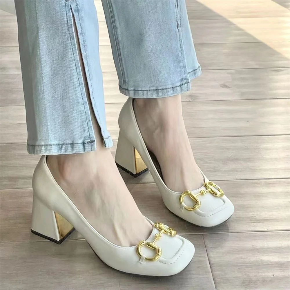 Ladies Dress Shoes 2023 New Summer Fashion Women Shoes Sandals Closed Toe Studded Shoe Women Sexy Patent Leather Platform Heels