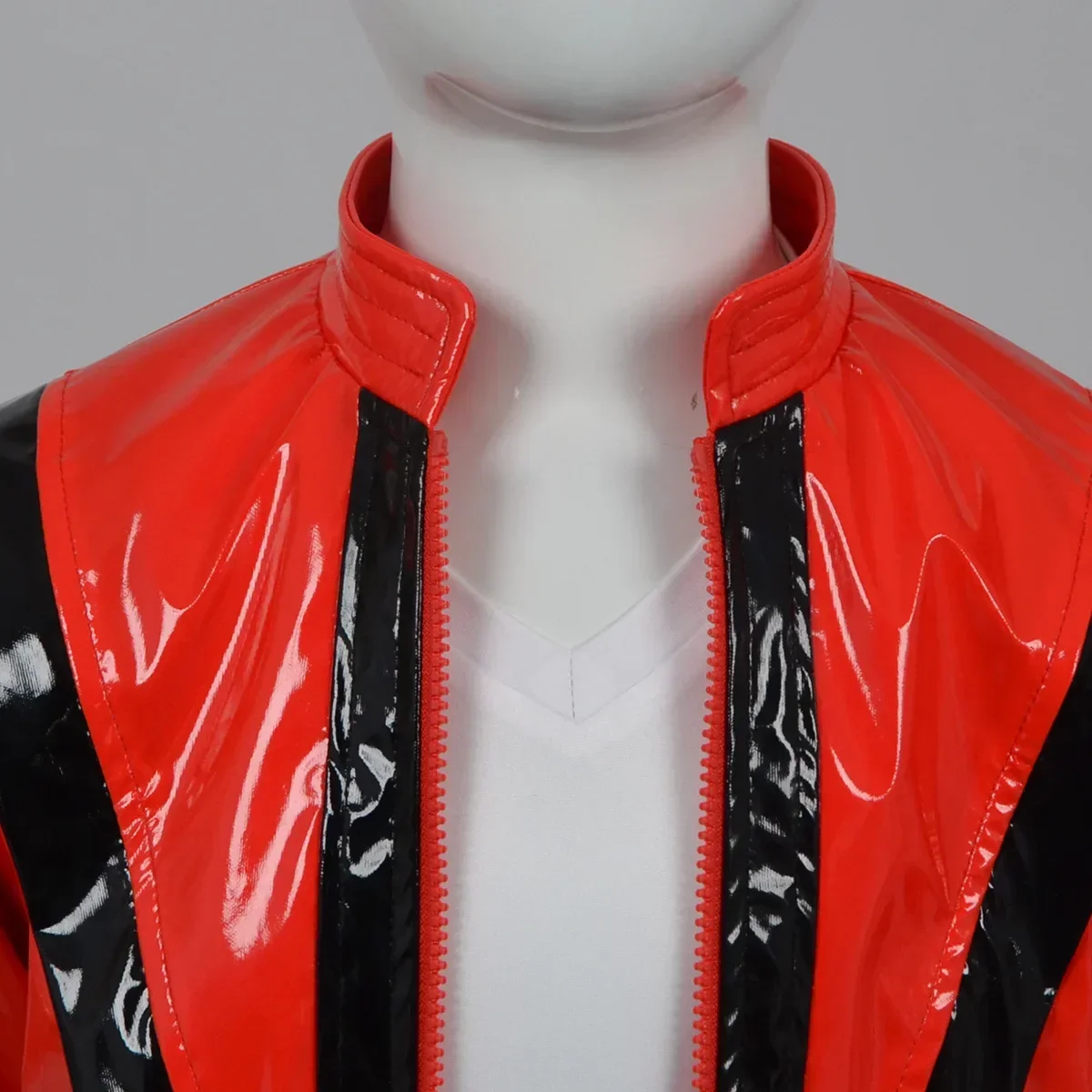 Michael Jackson Thriller Kostümset in Rot und Schwarz mit Farbblockierung, aus Kunstleder, Retro 1980er Jahre Pop-Sänger Cosplay-Outfit für Halloween – Detail 7