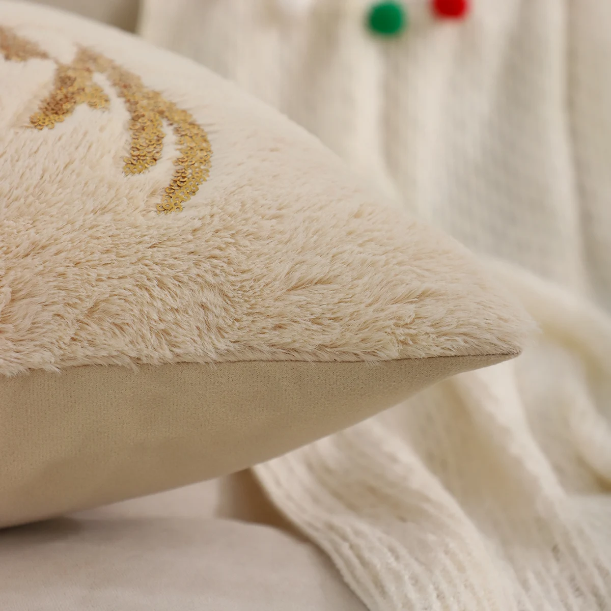 1 PC Gold Sequin Christmas Deer Throw Pillow Cover Winter Plush Embroidery Christmas Decoration Living Room