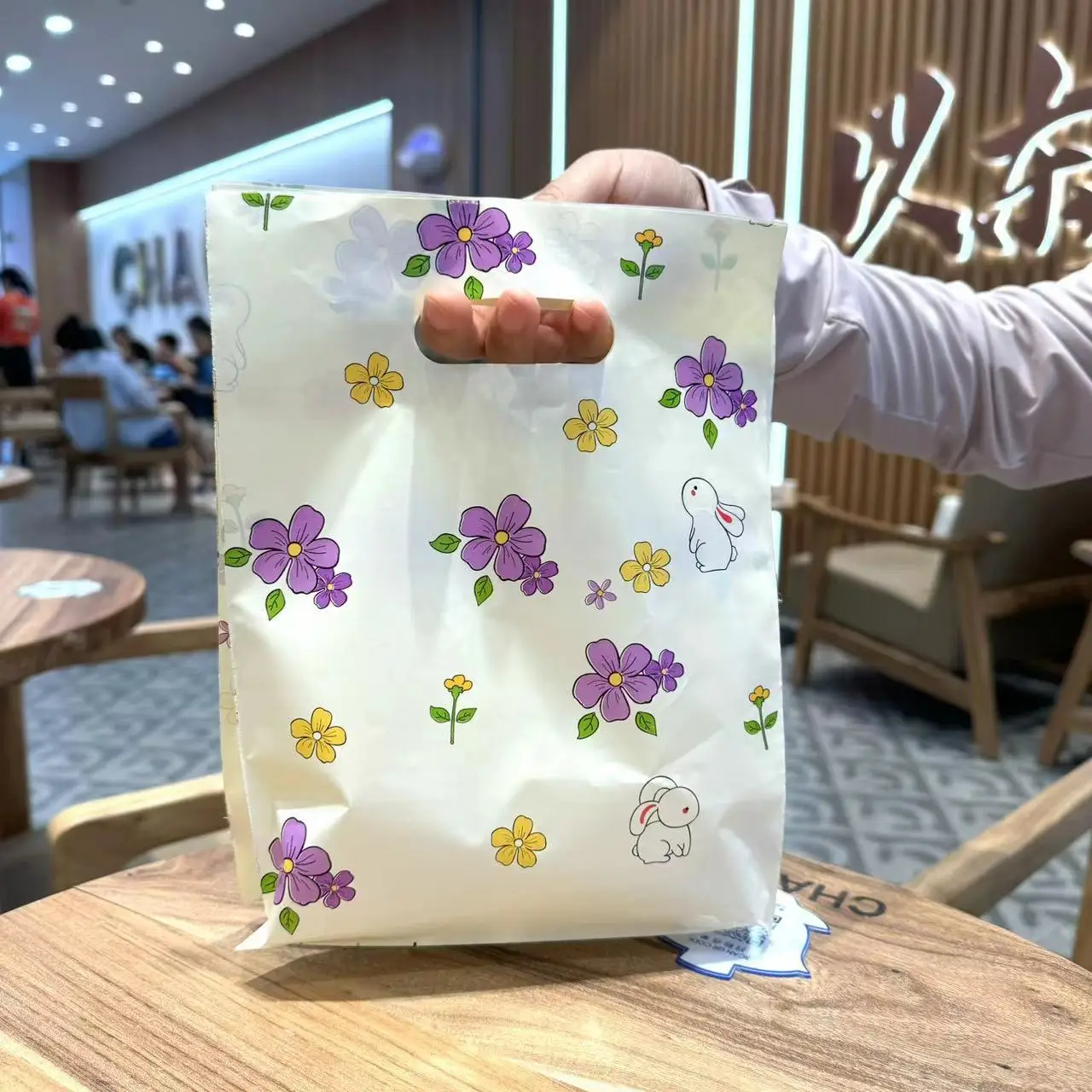 

50pcs Plastic Handbag Gift Bags Store Shopping Packaging Gift Storage Portable Color Shop Bags Jewelry Earring Jewelry Gift Bag