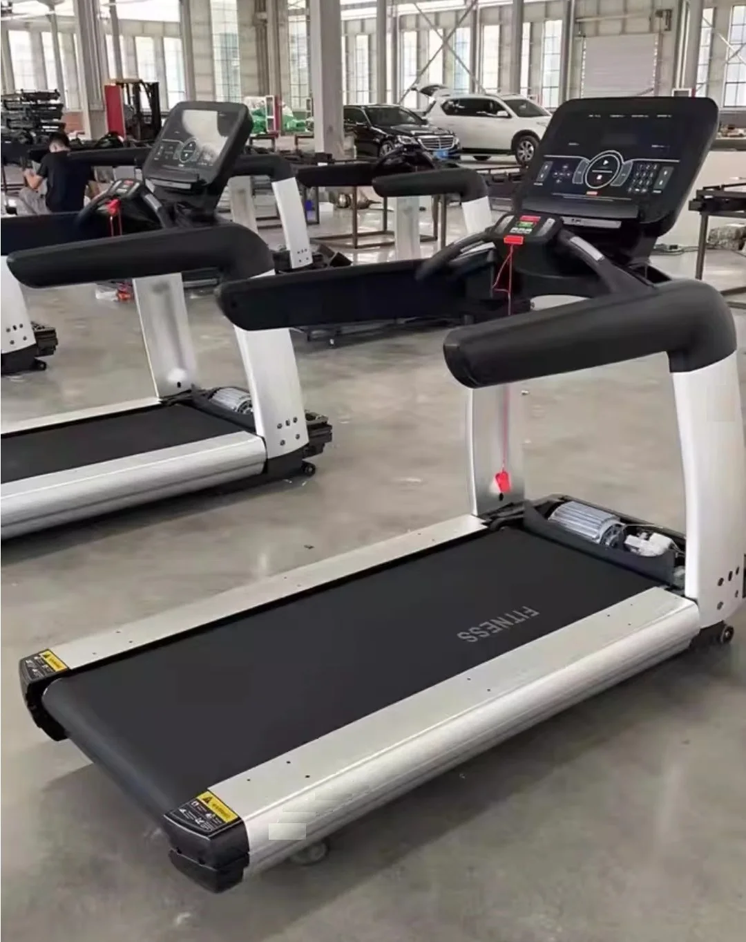 

commercial motor treadmill with tv gym exercise machine