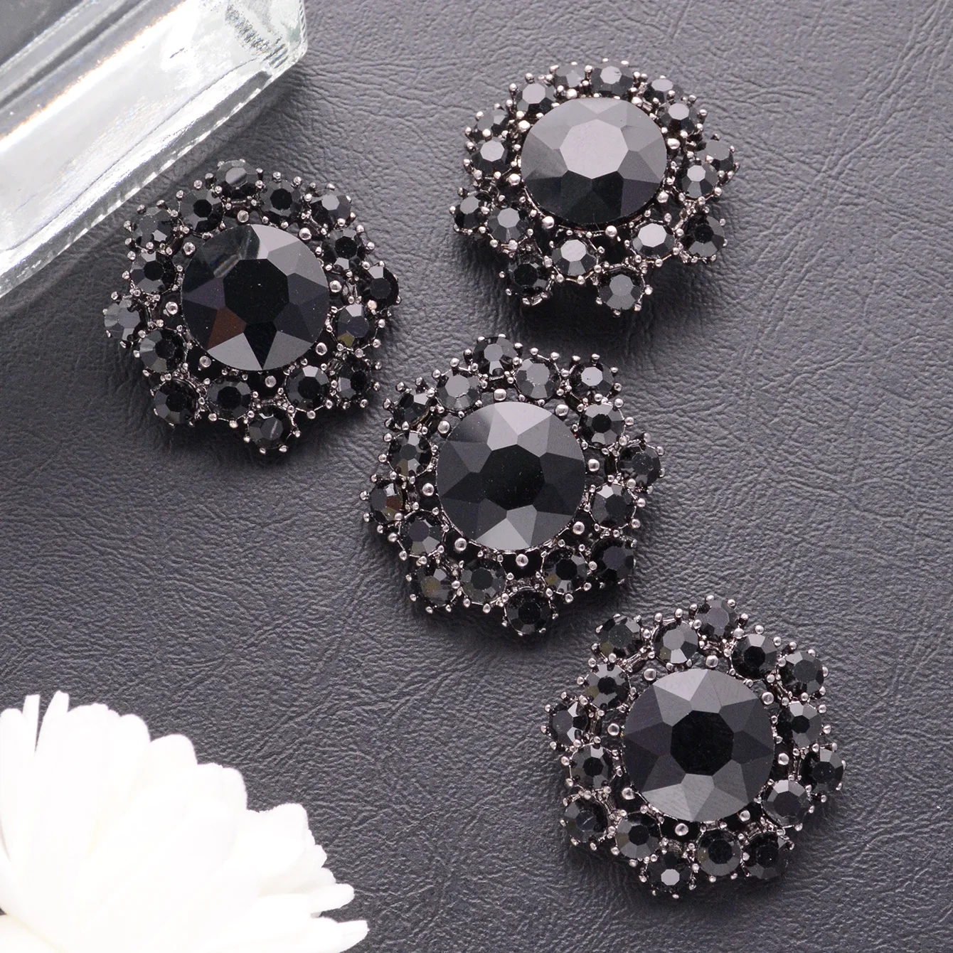 4pcs High End Flower Rhinestone Metal Buttons For Fur Coat Shirts Cardigan Collar Dress Fashion Decorative Buttons Accessories