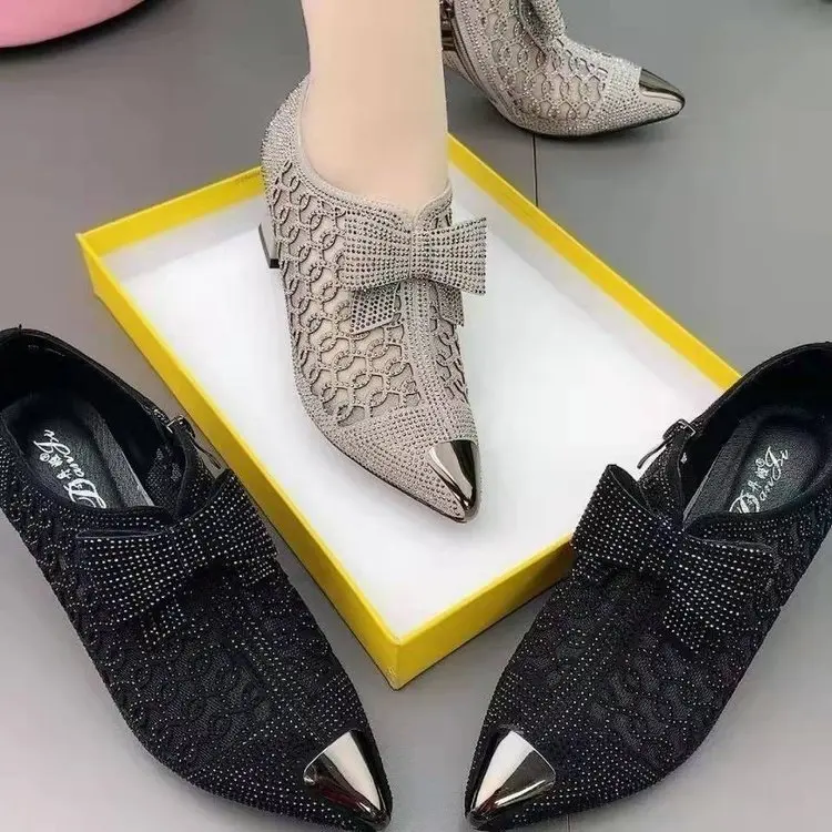 Damskie Hollow buty z siatką 2023 letnie kobiety pompy moda Rhinestone kwadratowy obcas szpiczasty nosek zamek łuk kobiety sandały Plus rozmiar