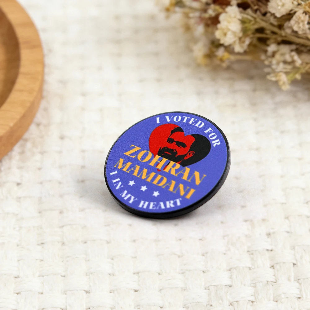 Ich habe für Zohran Mamdani in „My Heart“ gestimmt Emaille-Pin Lustige politische Wahlkampfpins Anstecknadel Accessoire Schmuck – Detail 4