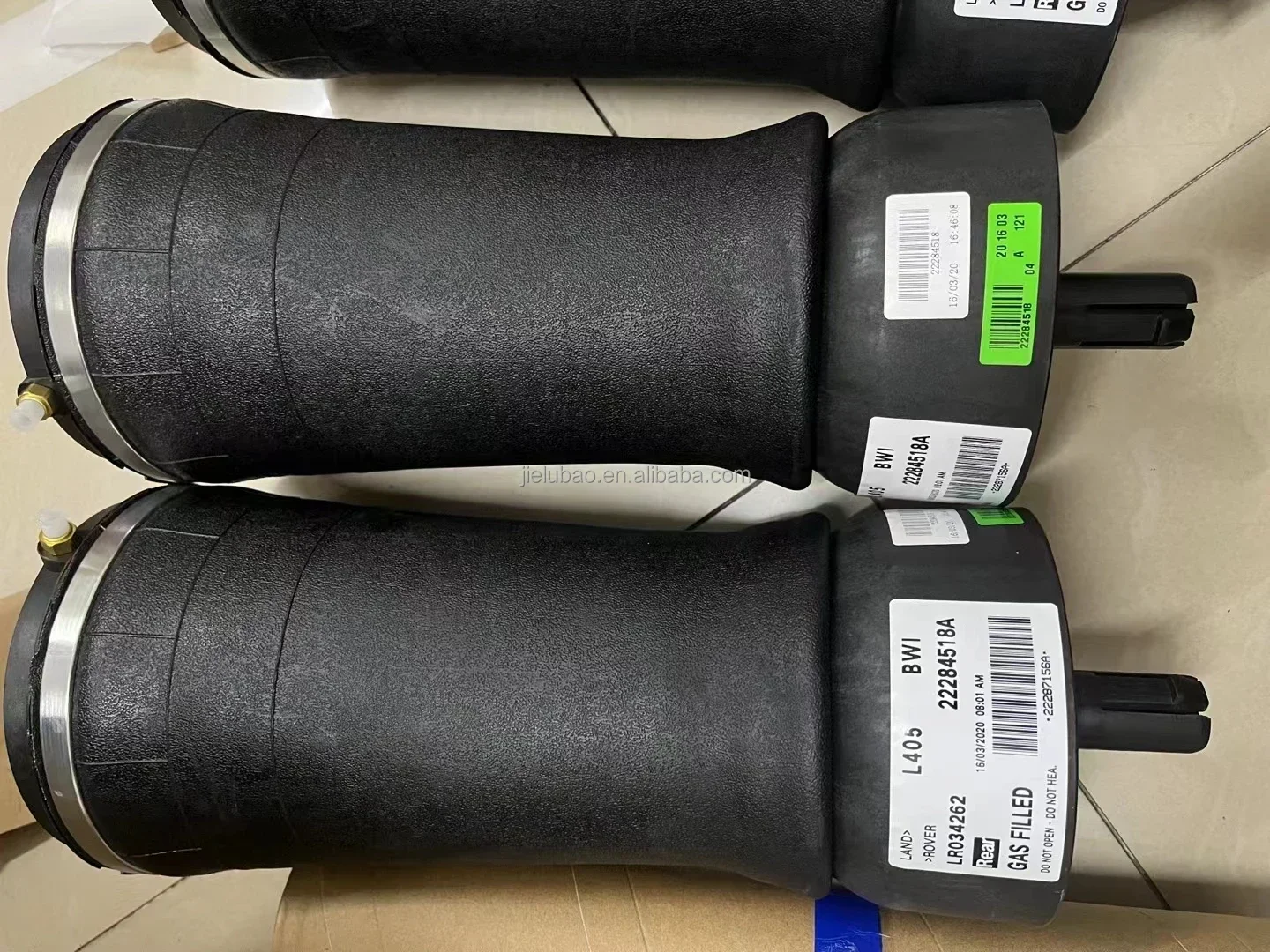 2025LR052171 LR044853 LR034262  Range Rover rear shock absorber airbag