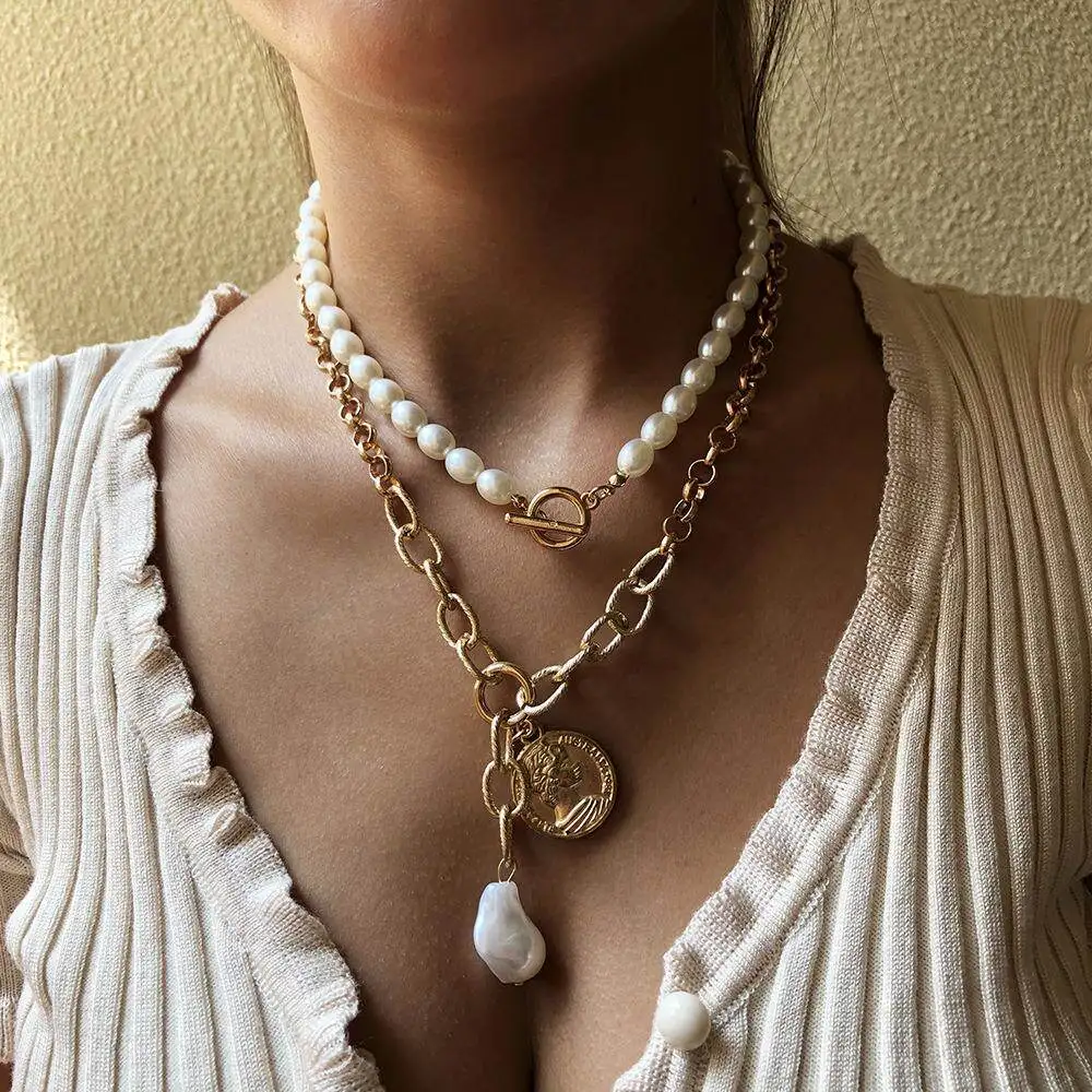 

Fashionable Bohemian Coin Pendant Necklace Alloy Women's Style Creative Versatile Jewelry Accessory Autumn Season China Made
