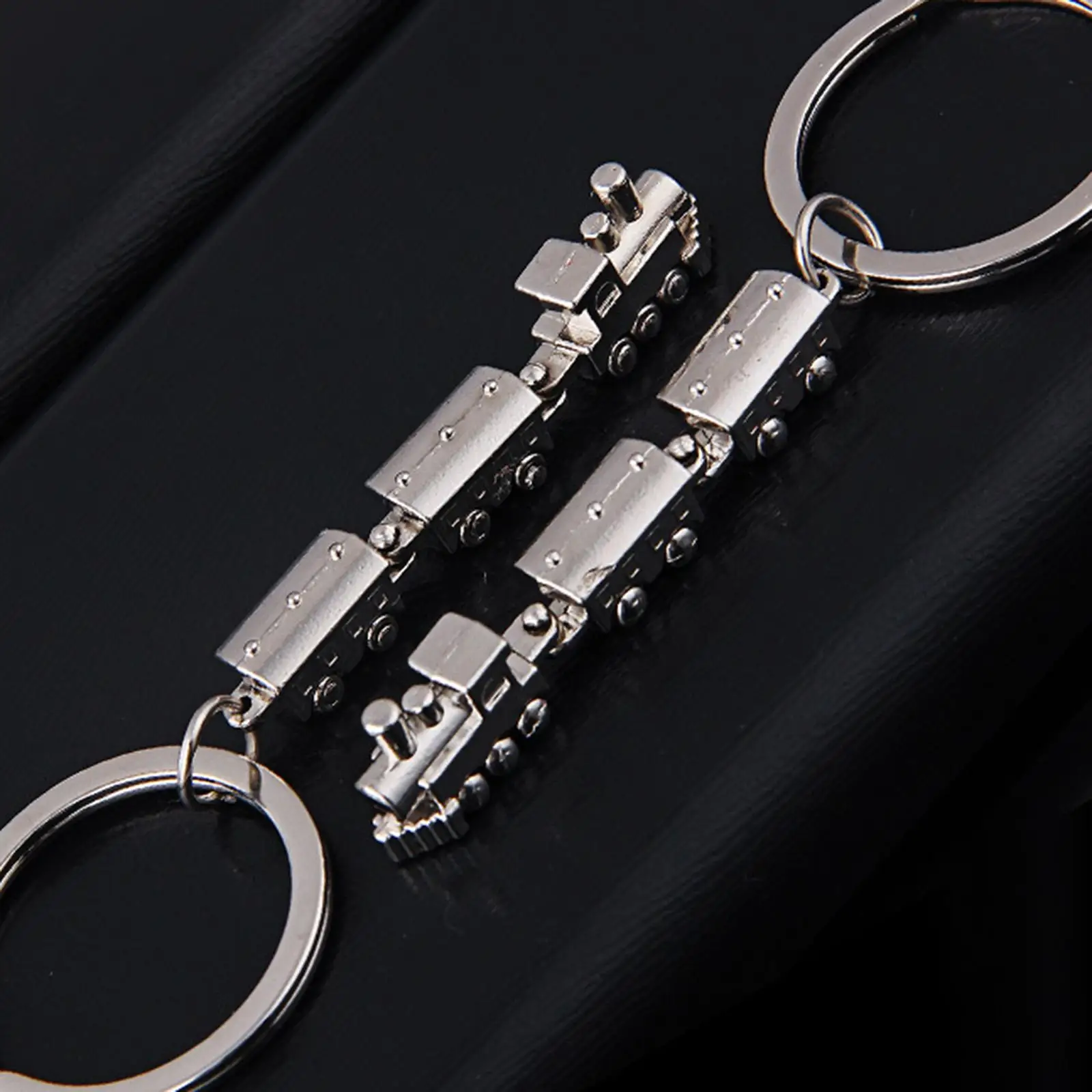 Mini Train Keychain Key Organizer Small Jewelry Key Holder Creative Valentine's