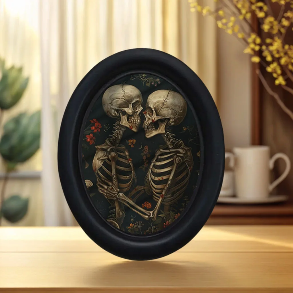 1 Piece of Vintage Embracing Couple Skull Floral Wall Decoration, Dark Gothic Eternal Love Skeleton Print Desktop Ornament, Bedroom Study Desk Ornament, Halloween Valentine's Day Vintage Creative Gift