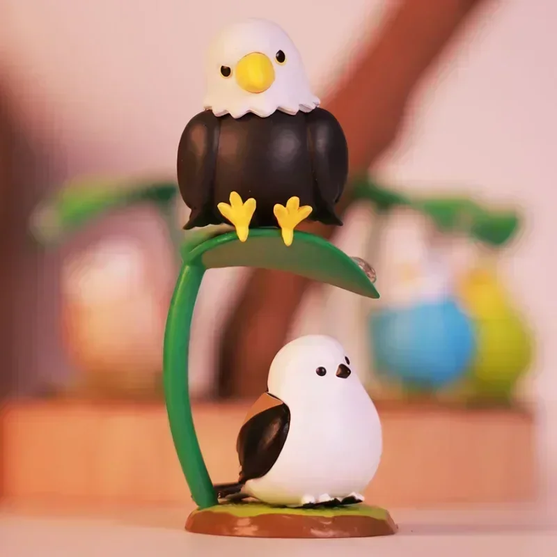 New Arrival Kawaii Parrot Resin Miniatures Cute Owl Figures Home Accessories Cartoon Bird Desktop Decoration Office Decor 2024