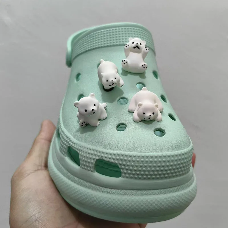 Kawaii Polar bear 3D Cute Resin Shoe Decoration Charm Removable For Holes Sandals Sea Bear Accessies Gift For Holiday Party