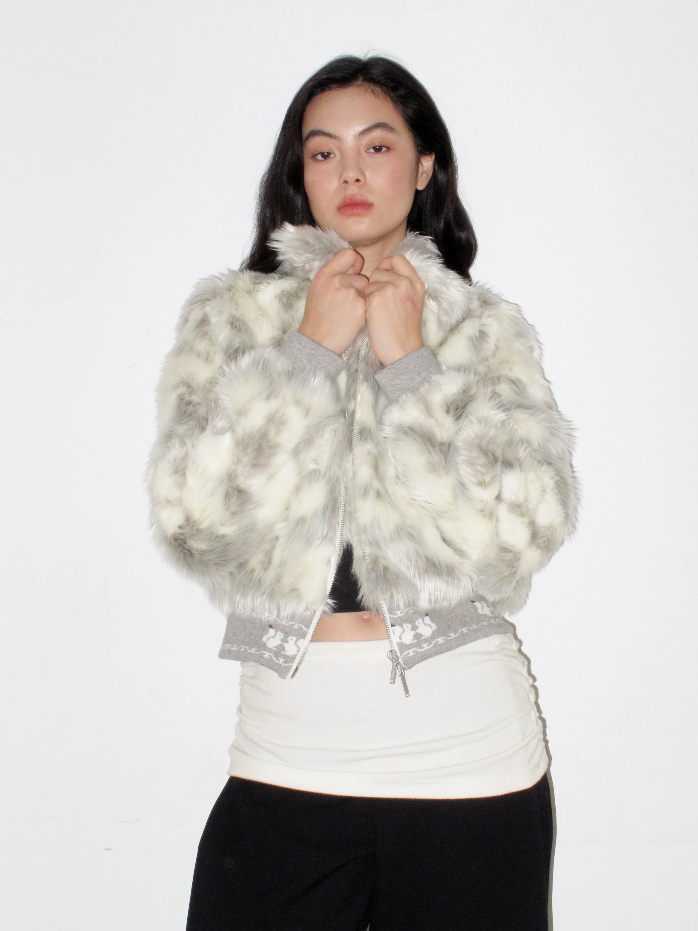 

aduated White Squirrel Tassel Loose Eco-Friendly Fur Warm Winter Coat Casual Sle Zipper Closure ort Length Fem Outer...