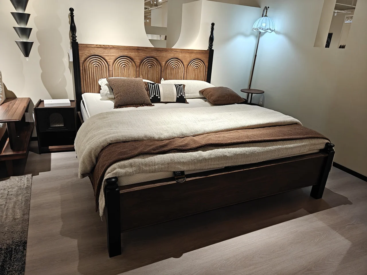 @#Choosy European Design Modern Storage Solid Oak Wood Soft Bed Frame Durable Plywood Panel 1.8m Apartment Non-Foldable Jiangxi