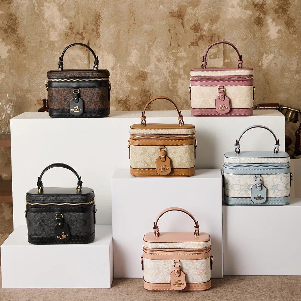 Women's handbag 2026 autumn and winter new item, light luxury, new high-end shoulder bag, bucket bag, niche design, fashionable