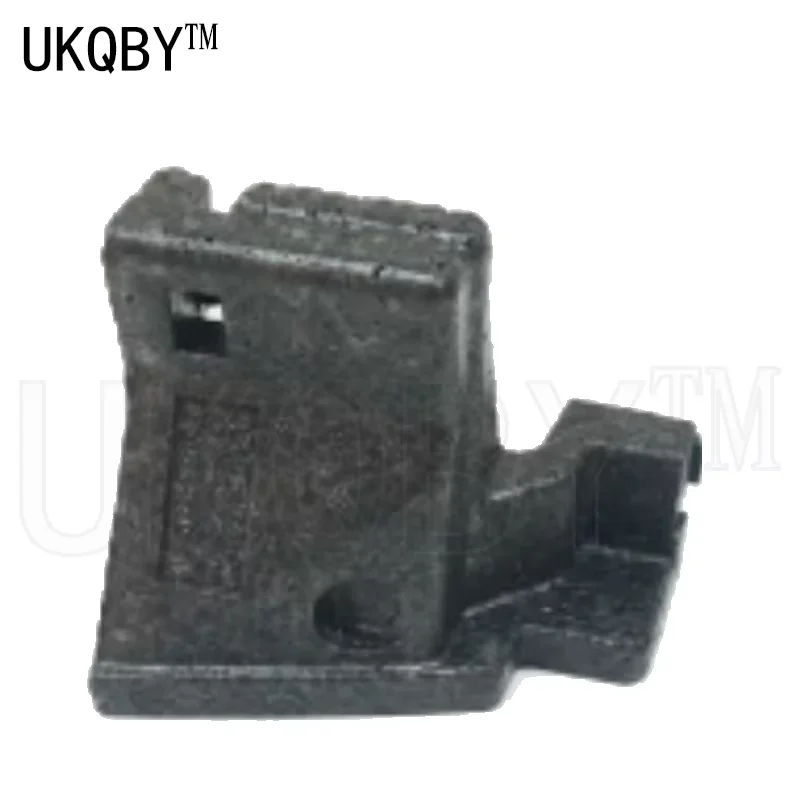 

Левая сторона воздуховода W117 W176 W246 CLA 200 A2465050730 A2465050830