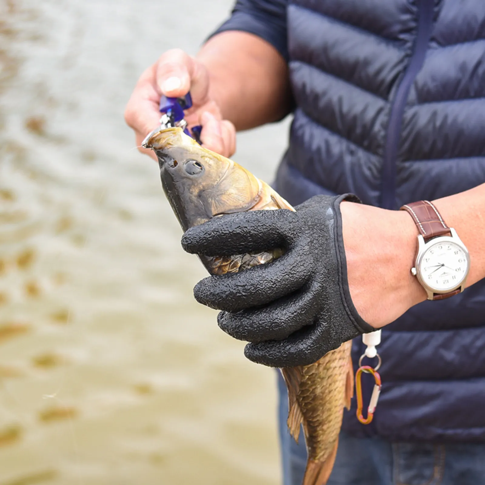 

1Pcs Anti-Fishbone Fishing Gloves Non-Slip Catch Fish Glove Skidproof Rubber Coating for Indoor Outdoor Lightweight Breathable