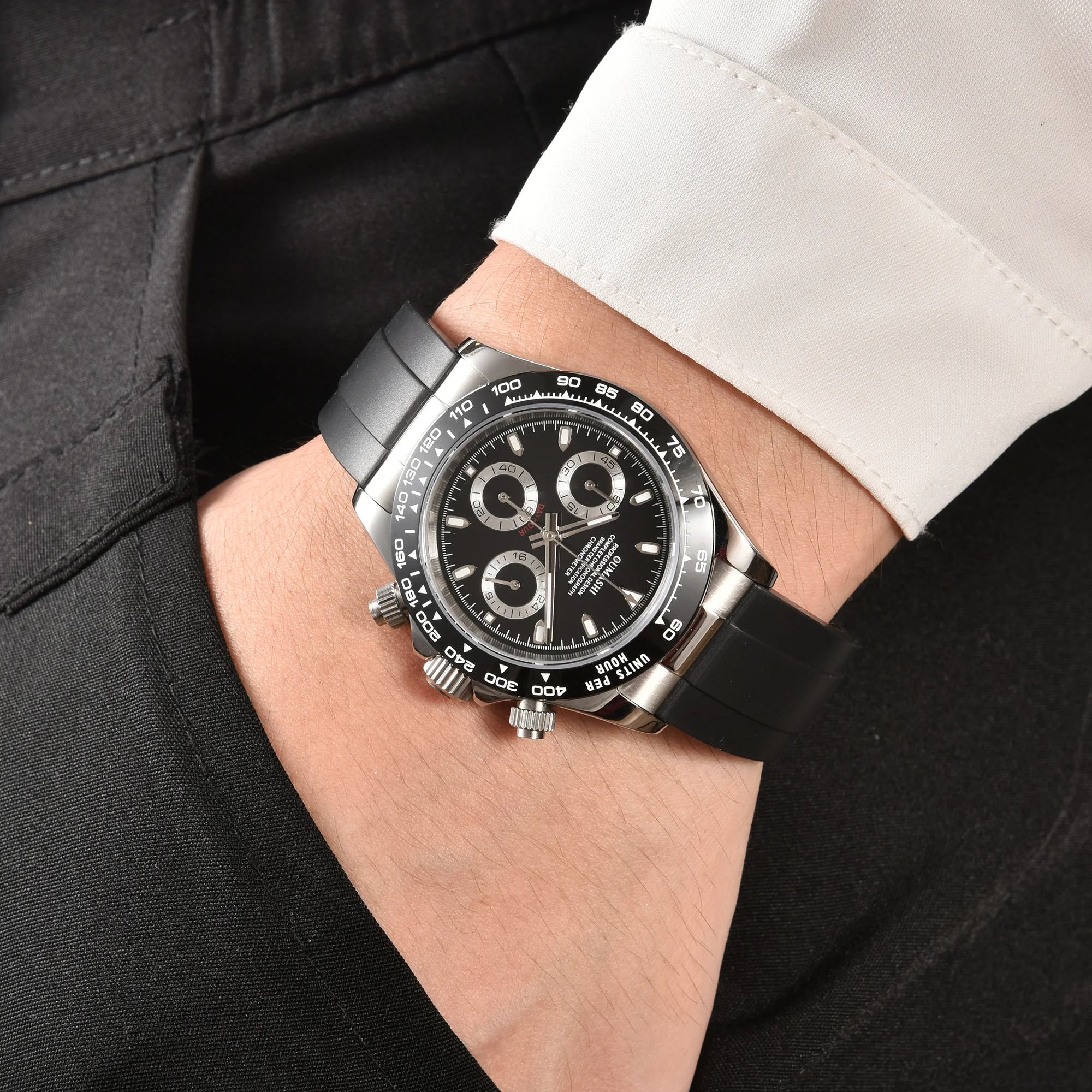 Jam Tangan Kuarsa Olahraga Multifungsi Pria Jam Tangan Chronograph Kasual Baja Tahan Karat Tali Karet Jam Tangan Safir VK63 Tahan Air