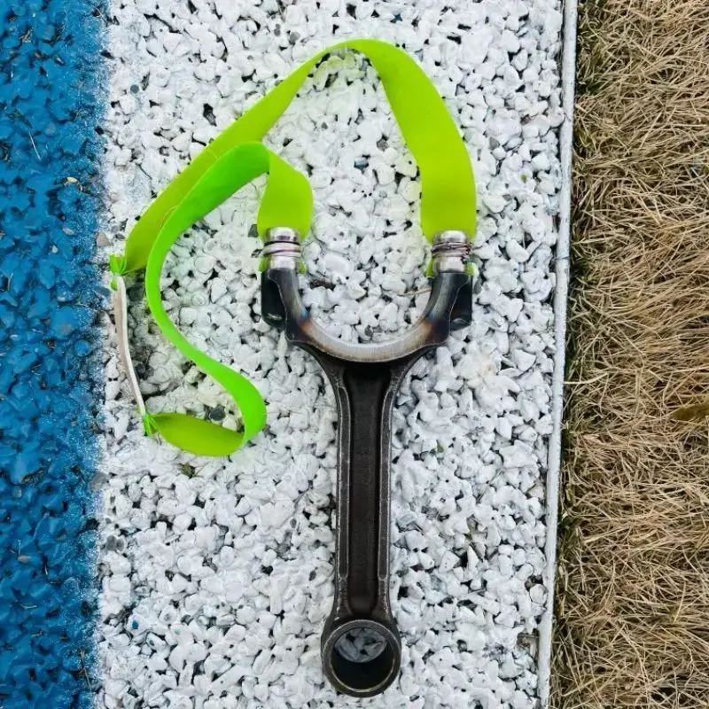 DIY Handmade Alloy Car Connecting Rod Slingshot High Elasticity Outdoor Portable EDC Toy