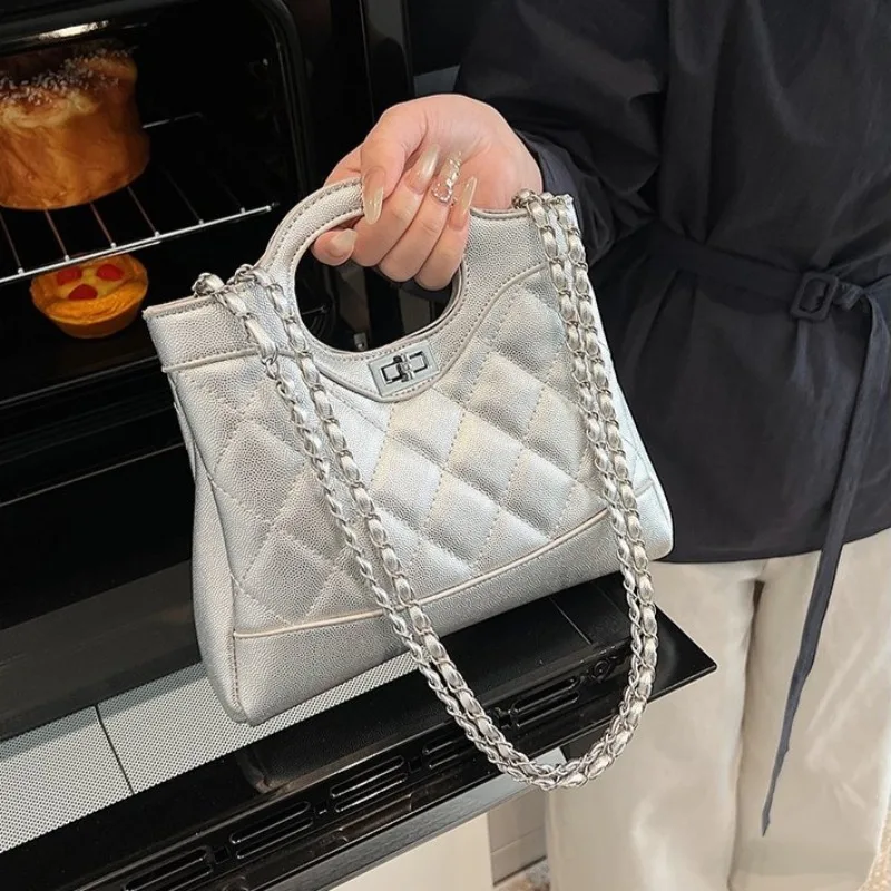 

Female Functional Handbag Well Organized Interior Easy Access Quick Retrieval Smart