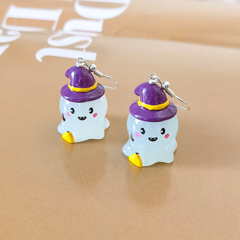 Neue Niedliche Halloween-Geister-Ohrringe aus Harz für Frauen Cartoon-Mode Geometrischer Roter Stern Ball-Ohrstecker Festtags-Party-Schmuck Geschenk – Detail 15