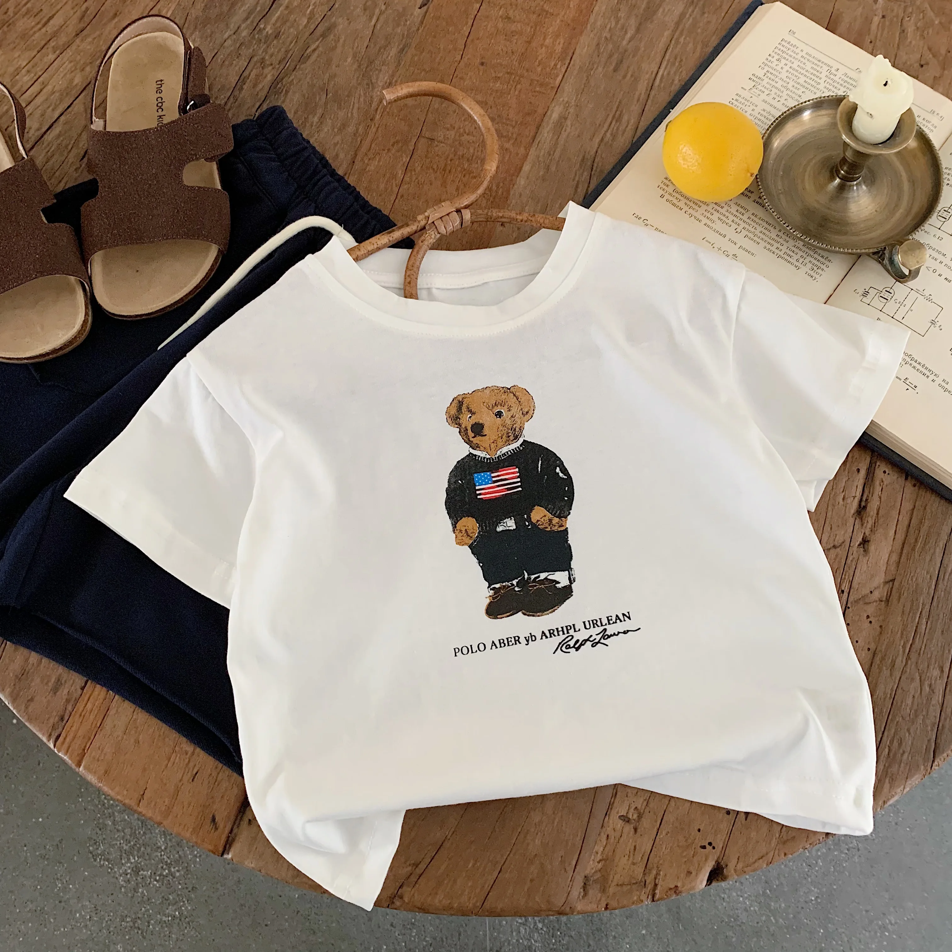 2026 Jungen Mädchen Rundhals-T-Shirt aus reiner Baumwolle, Sommer-T-Shirt mit Cartoon-Bären-Print, koreanischer Stil, bedrucktes Oberteil für Jungen und Mädchen. – Detail 5
