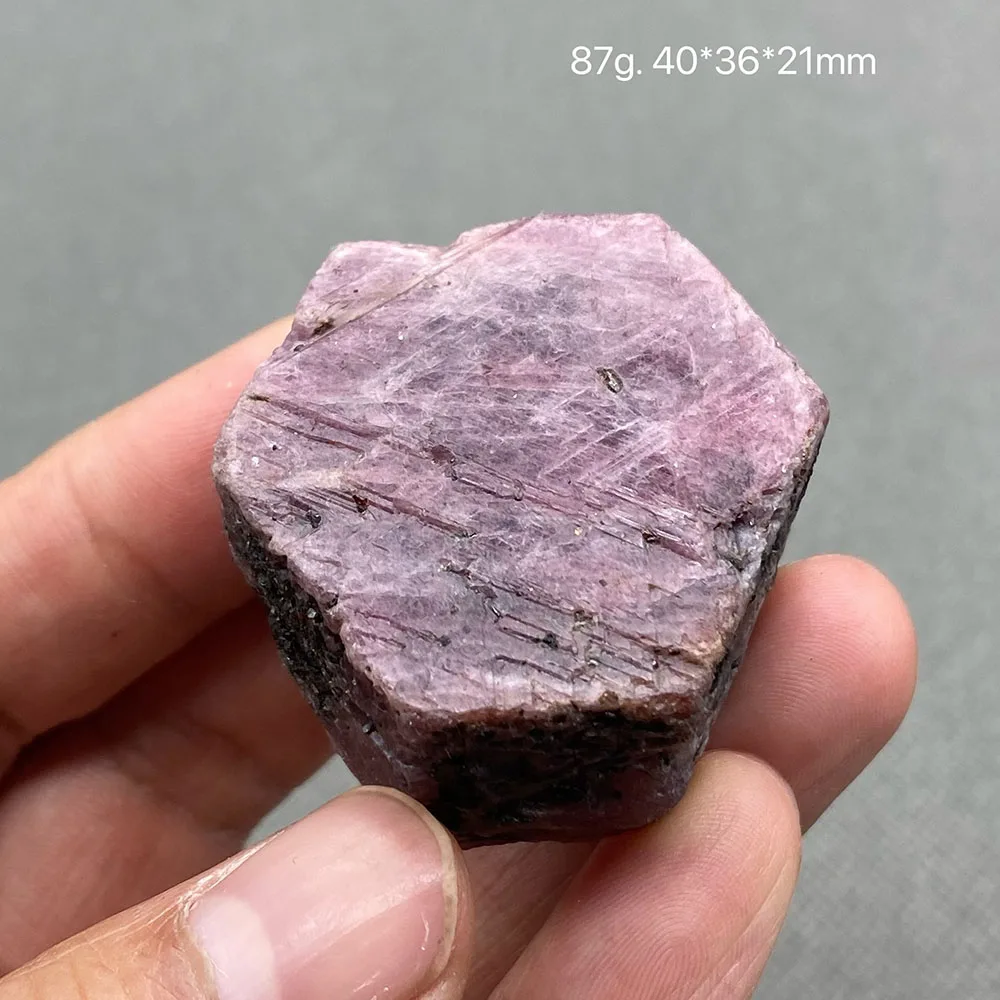 Best! 100% natural Myanmar Fluorescent Ruby rough mineral stones and crystals healing crystals quartz gemstones