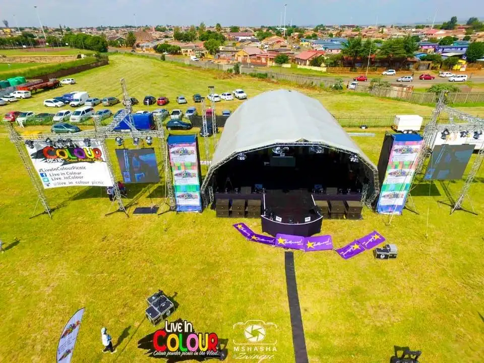 Used Easy To Install Aluminum Movable Trusses Compatible Performing,fashion Shows/advertising Stage Truss Roof System With Tents