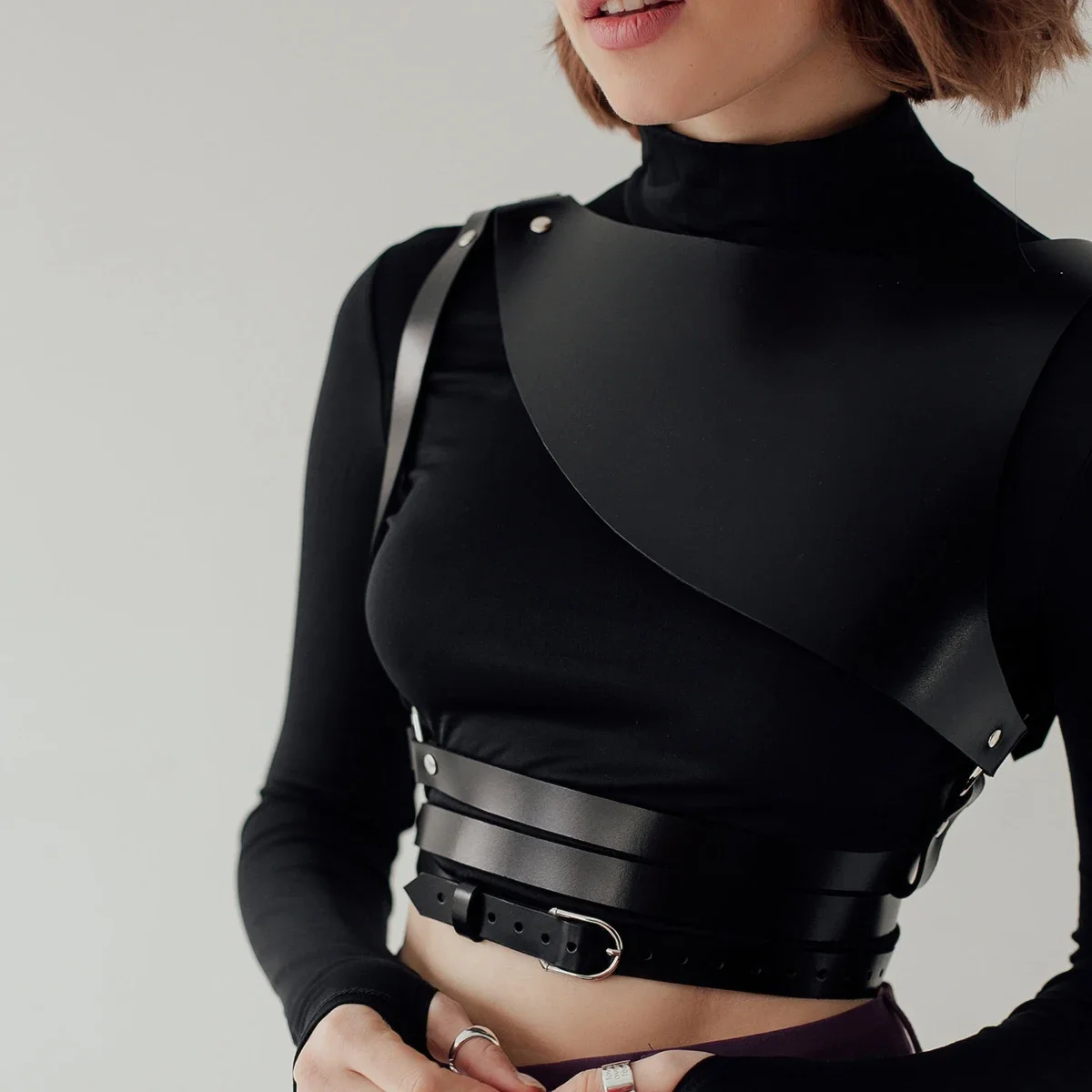 حزام حزام للسيدات، حزام فاسق، حزام البطن على شكل سلسلة قوطية، حزام مشد ضيق، حزام الجسم، الصدر، قوطي فاسق