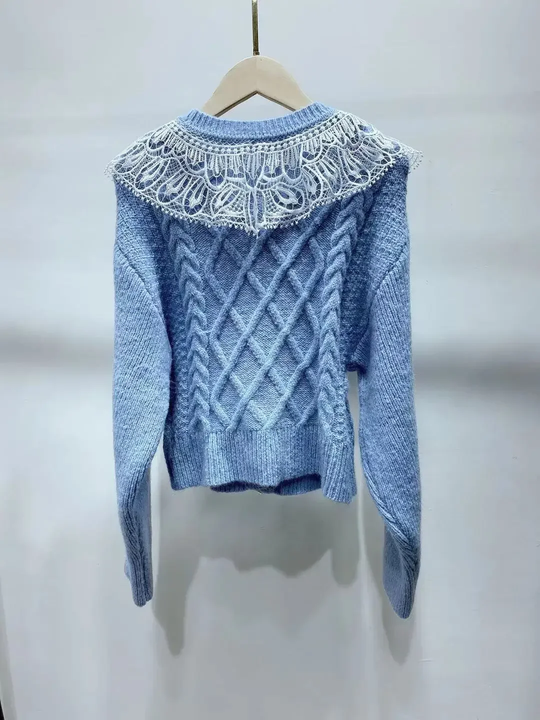 Elegant Lady Embroidery Lace Cardigan Sweaters Vintage O-neck Long Sleeve Sweater Spring 2023 Casual Solid Cardigan for Women