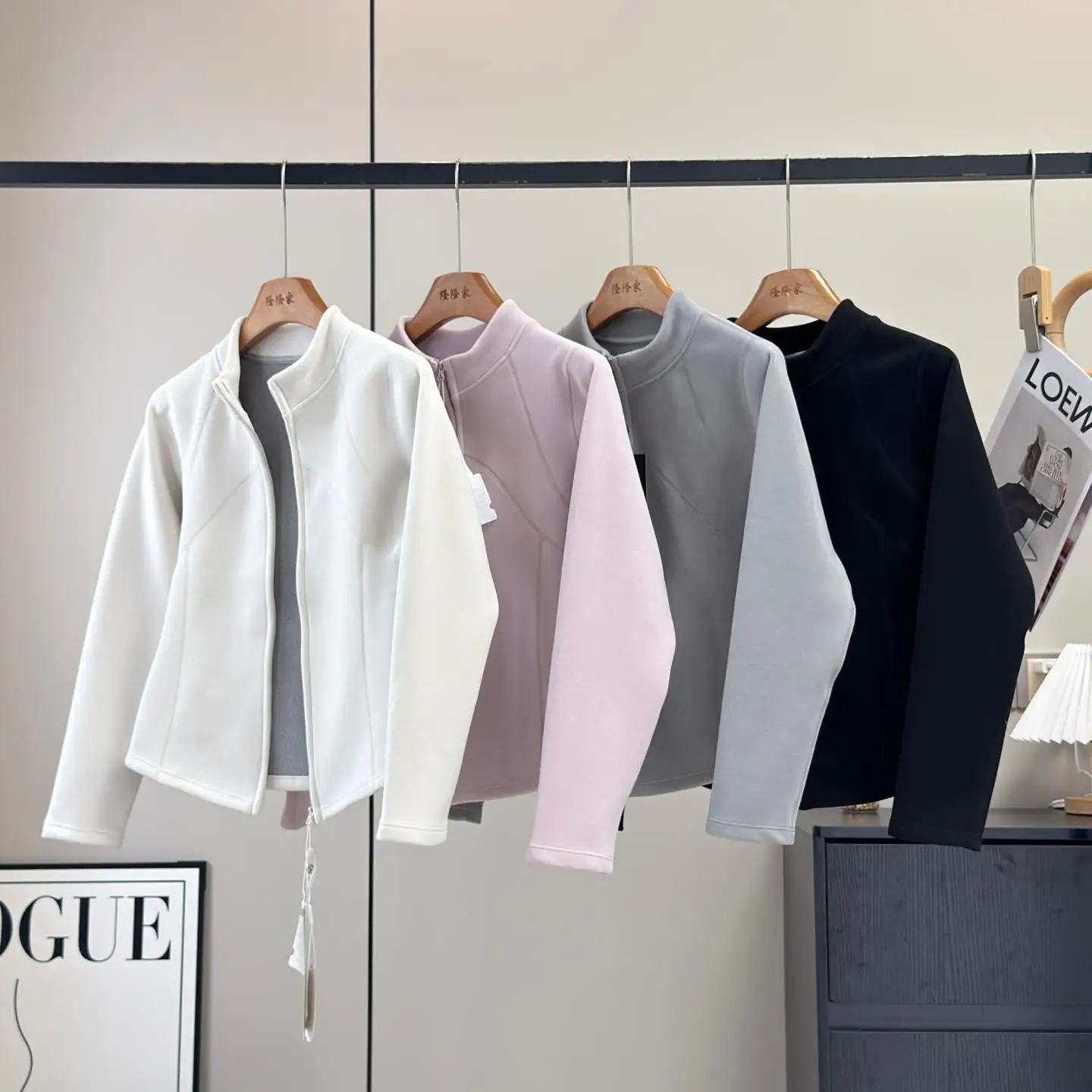 Slim Fit Short Graphene Fleece Jacket Stand Collar Women's Casual Style Warm Polyester Fiber Zipper Closure Autumn Winter Coat