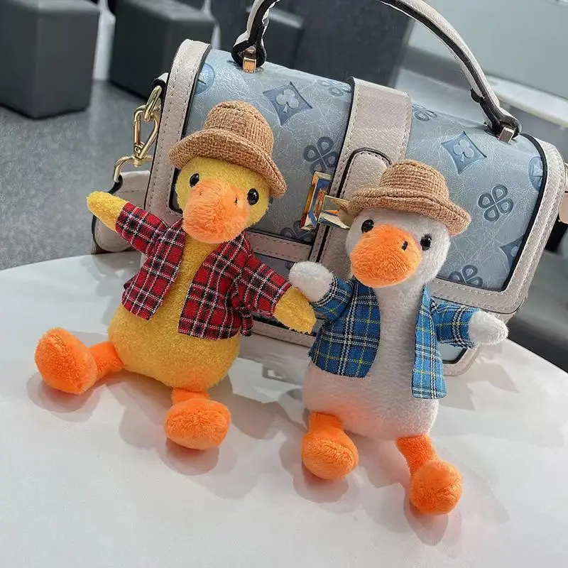 15cm Cute Duck Plush Keychain Kawaii Women Handbags Backpack Pendant Car Keychain Decoration Accessory Plush Toy for Girls Gifts