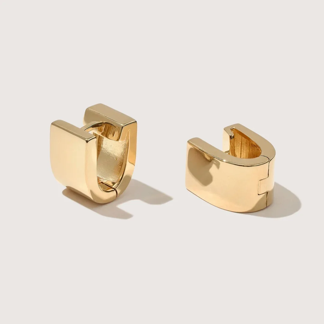 

Модные маленькие серьги в Европе и Америке, гладкие золотые, серебряные геометрические серьги, женские минималистичные украшения